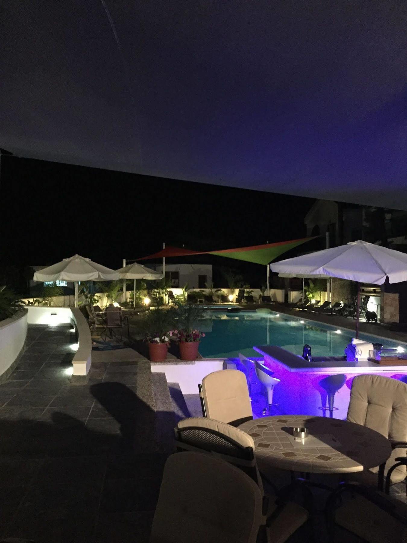 Latchi Escape Hotel And Suites Polis ภายนอก รูปภาพ