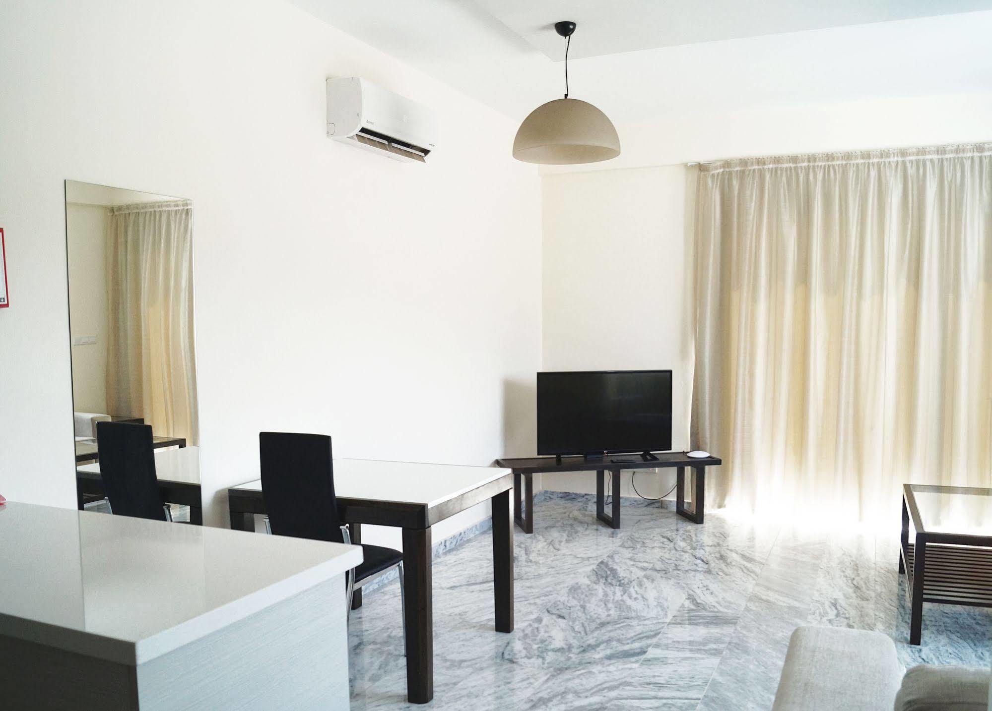 Latchi Escape Hotel And Suites Polis ภายนอก รูปภาพ